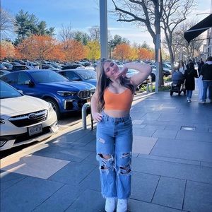 Meet your Posher, Malina